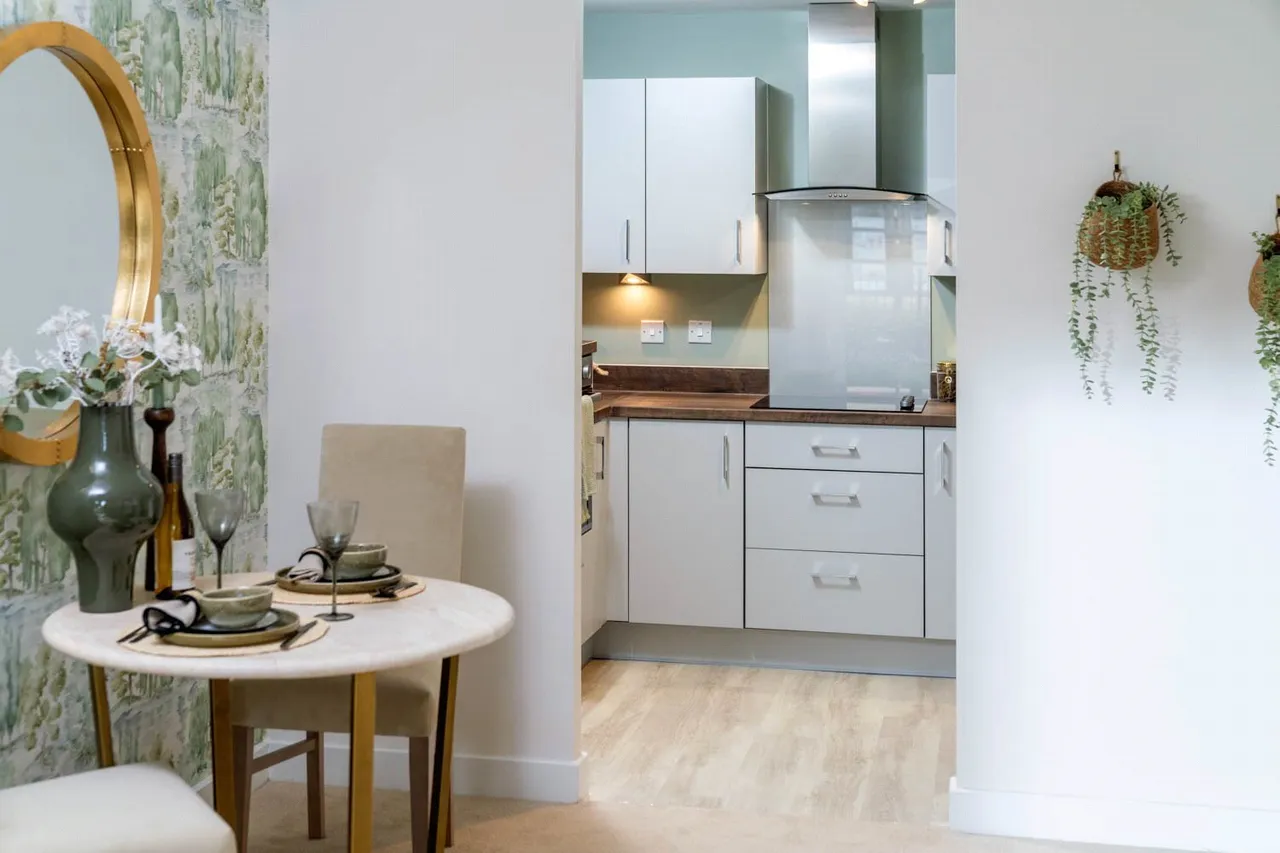 Banister Road, Southampton, SO15, photo 3