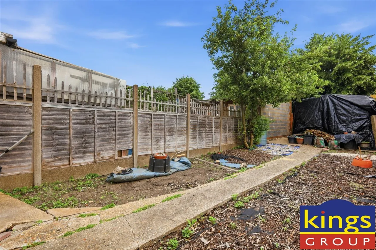 Kings Road, Edmonton, N18, photo 4