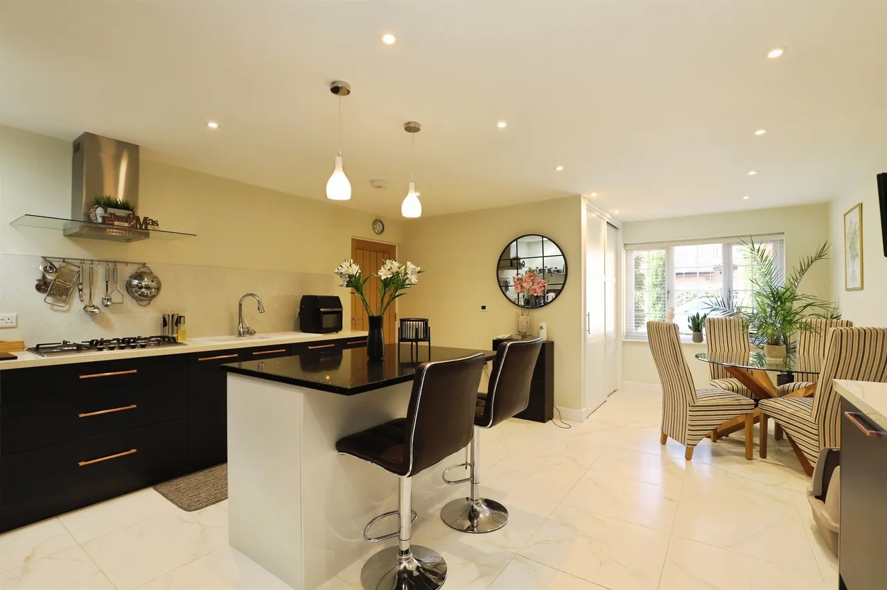 Victoria Road, Peterborough, PE8, photo 9