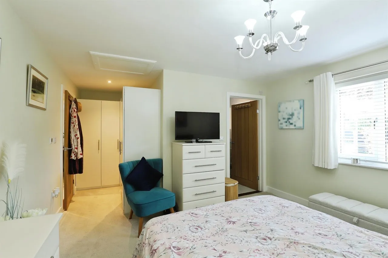 Victoria Road, Peterborough, PE8, photo 15