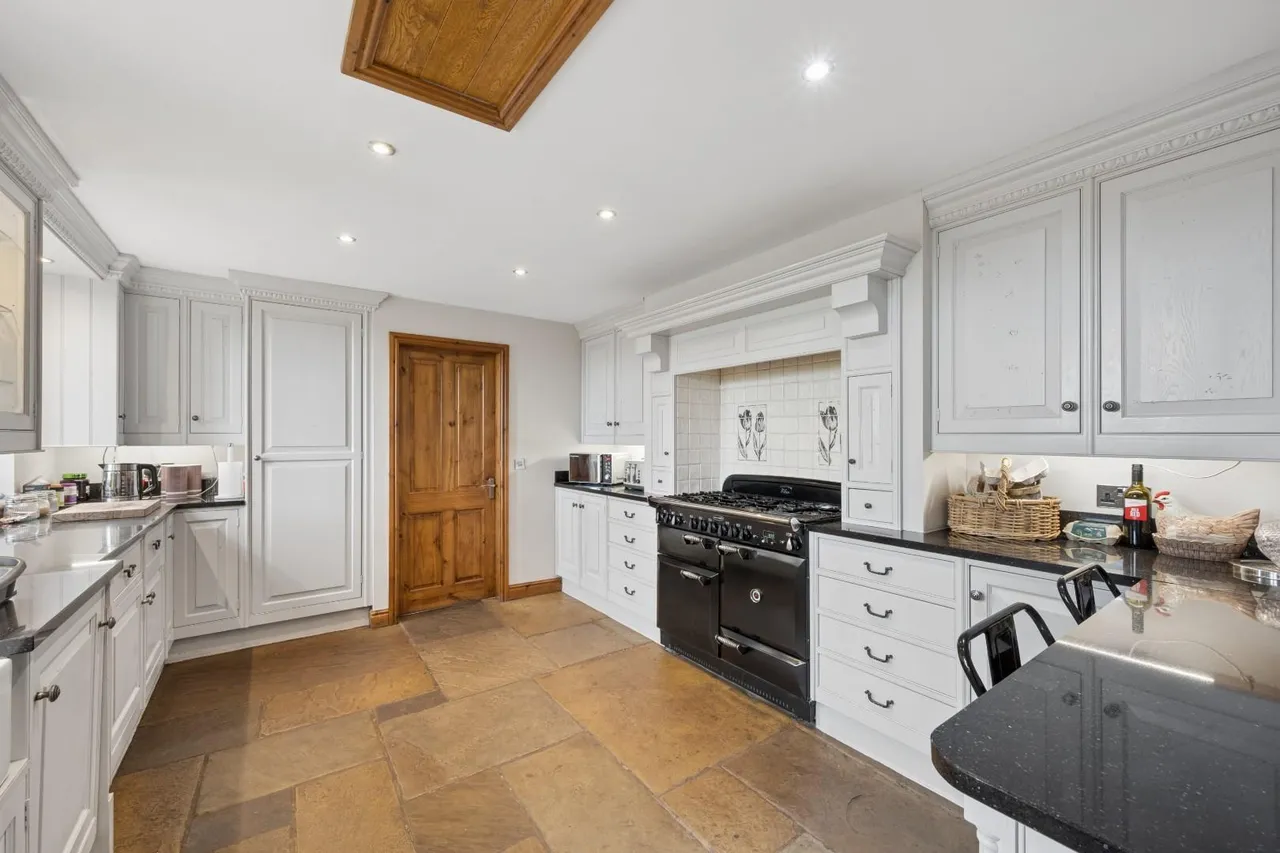 Dean, Bacup, OL13 8RG, photo 14