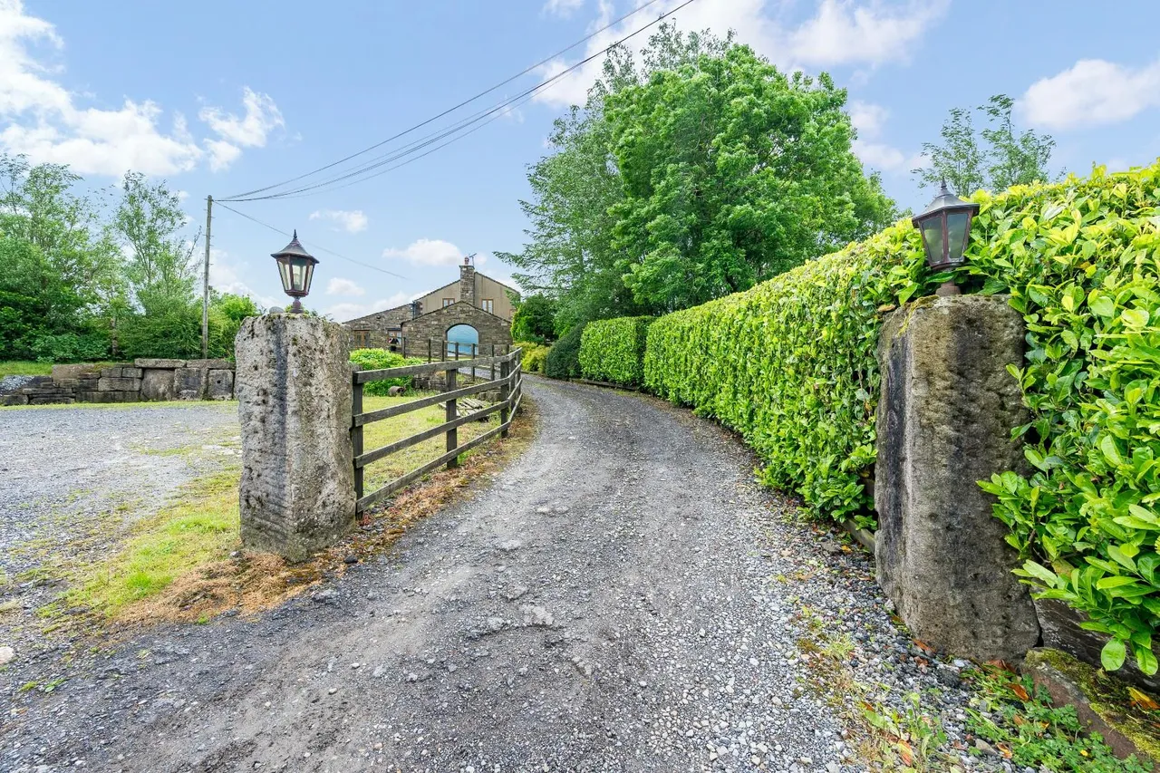 Dean, Bacup, OL13 8RG, photo 33