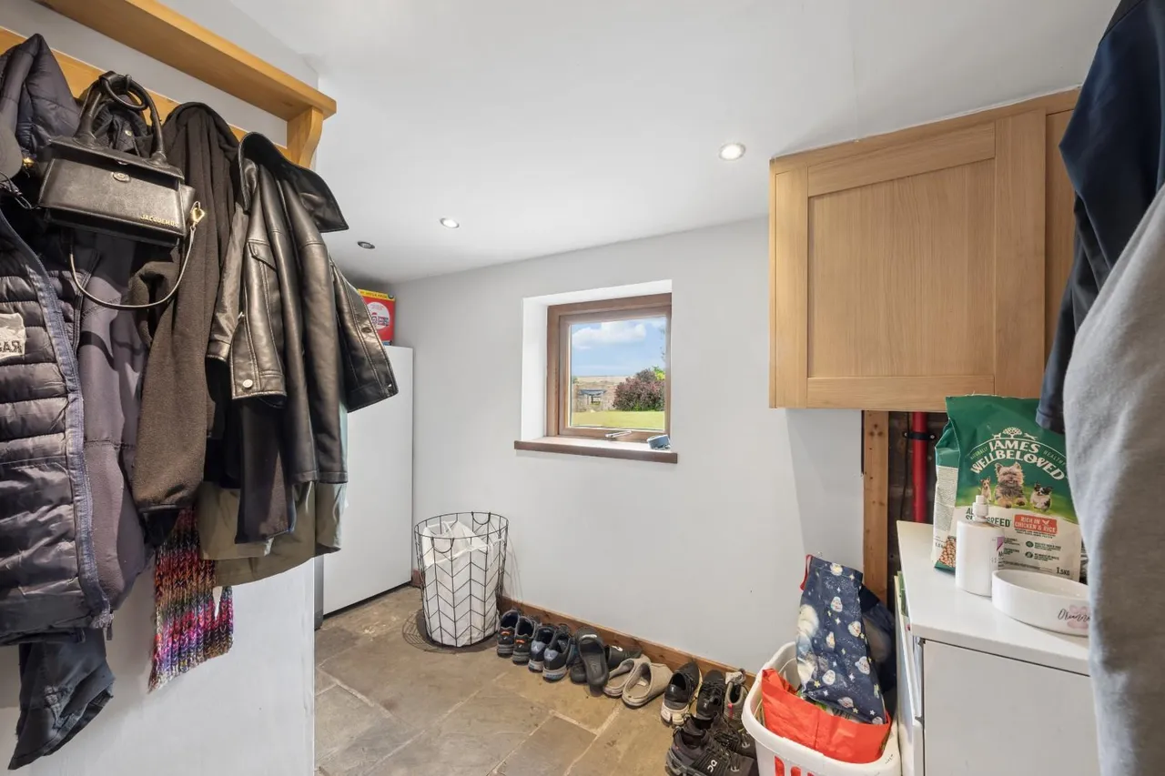 Dean, Bacup, OL13 8RG, photo 19