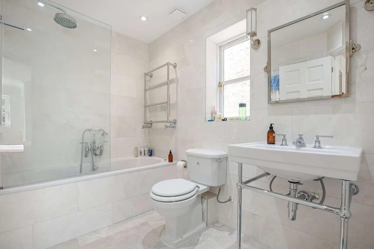 Bainbridge Close, Church Road, Ham, Richmond, TW10 5JJ, photo 7