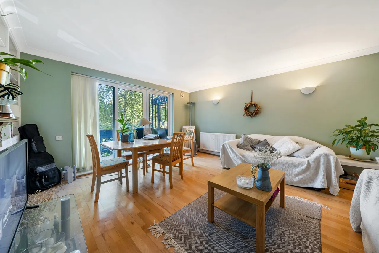 2 bed house to rent — Putney Hill, Langham Court, SW15