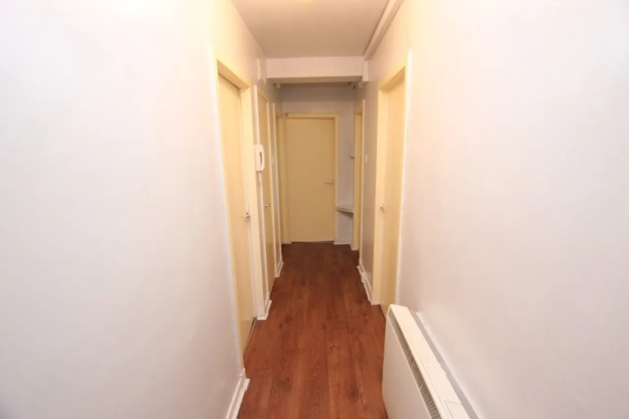 SHAWLANDS, ELLANGOWAN ROAD, G41 3SY - UNFURNISHED, photo 2
