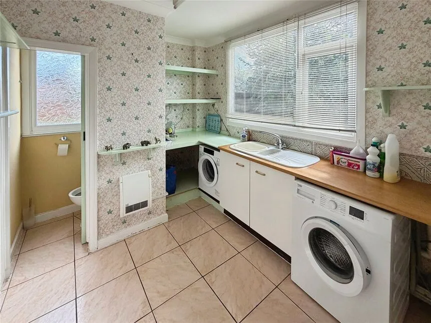 Clovelly Road, Edenthorpe, South Yorkshire, DN3, photo 7