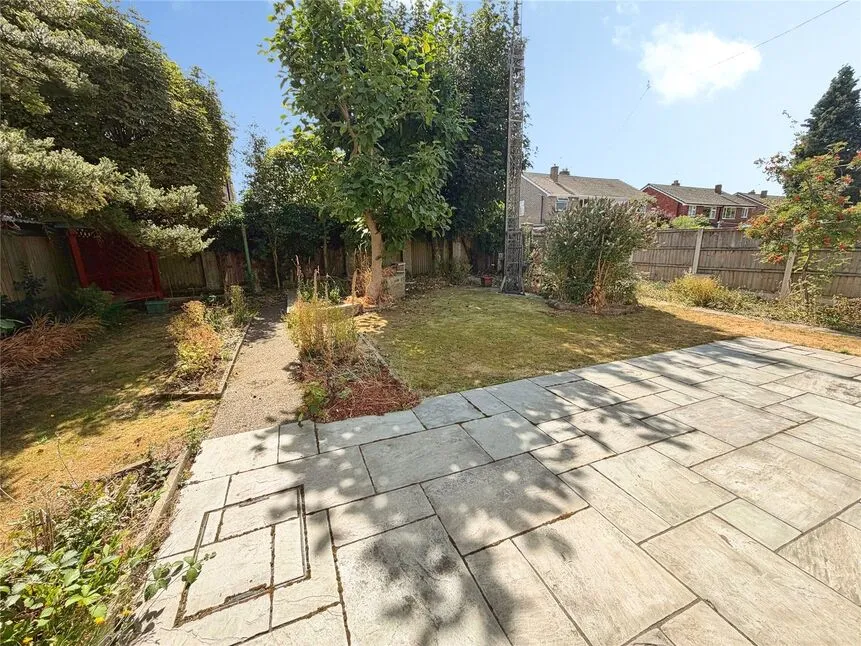 Clovelly Road, Edenthorpe, South Yorkshire, DN3, photo 3