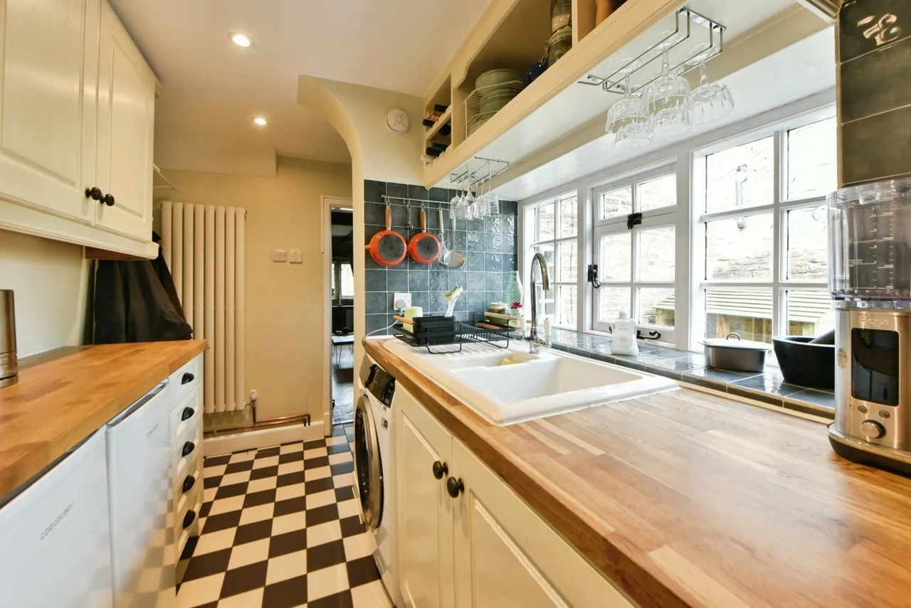 Upper Hibbert Lane, Marple, Stockport, Greater Manchester, SK6, photo 7