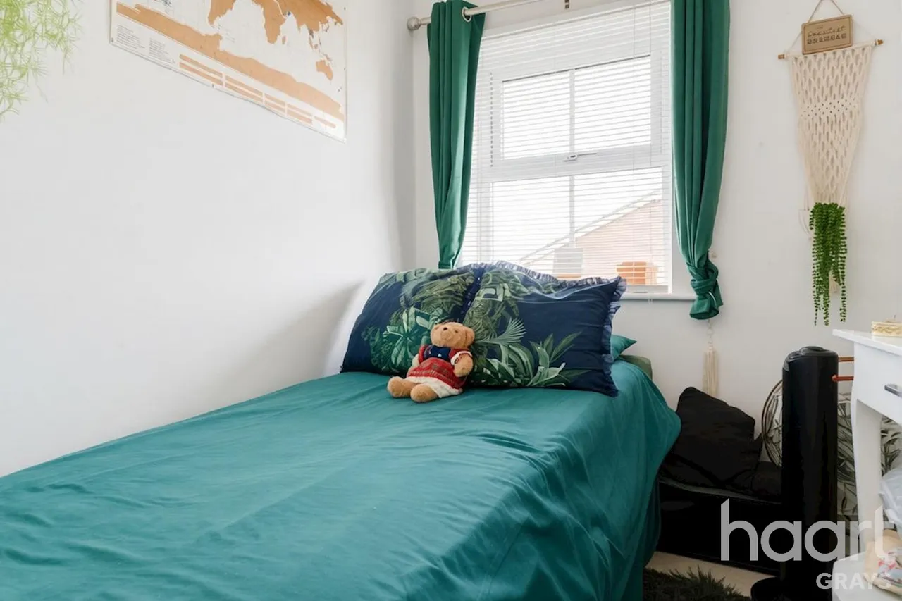 Cole Avenue, Chadwell St Mary, RM16, photo 9