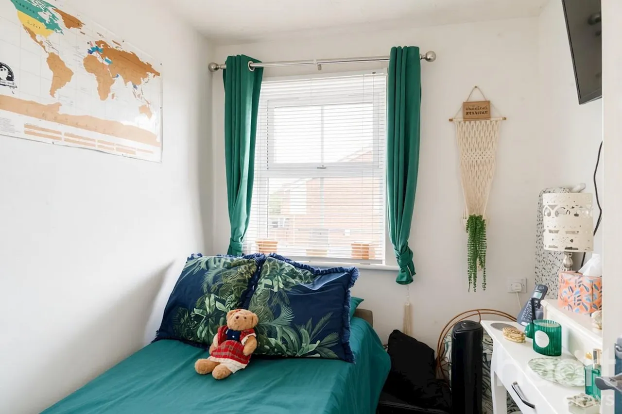 Cole Avenue, Chadwell St Mary, RM16, photo 10