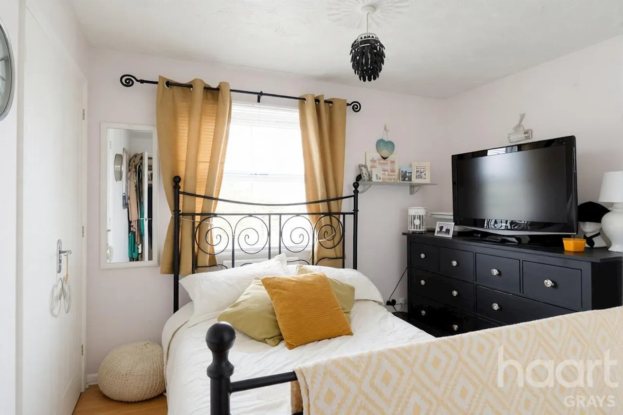 Cole Avenue, Chadwell St Mary, RM16, photo 11