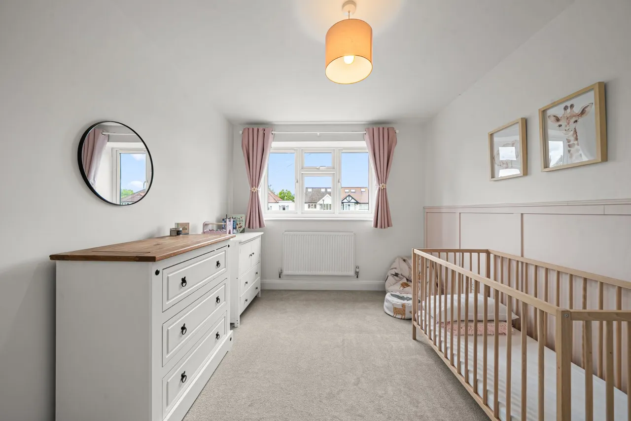 Mayfield Avenue, New Haw, KT15, photo 20