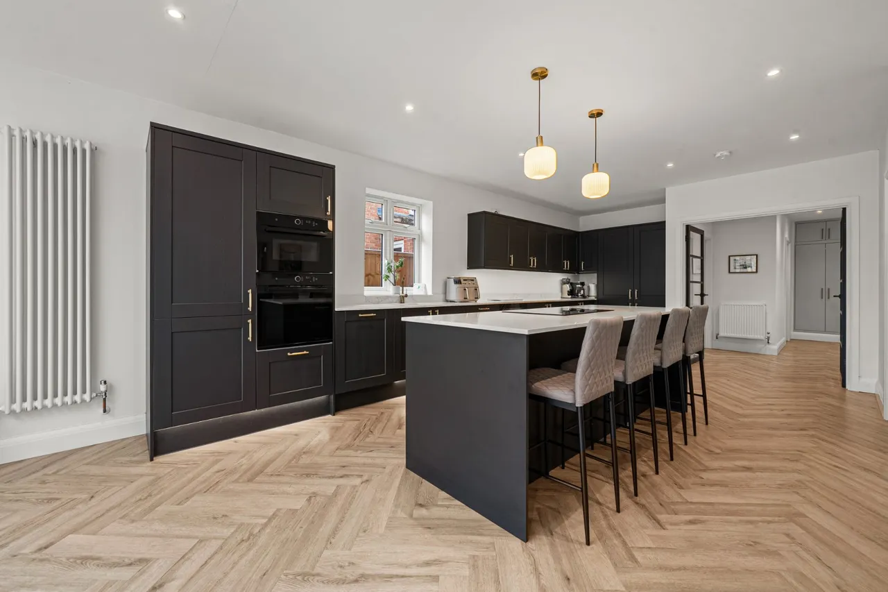 Mayfield Avenue, New Haw, KT15, photo 10