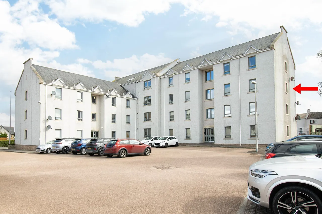 2 bed flat for sale, Sharpe Place, Montrose, DD10