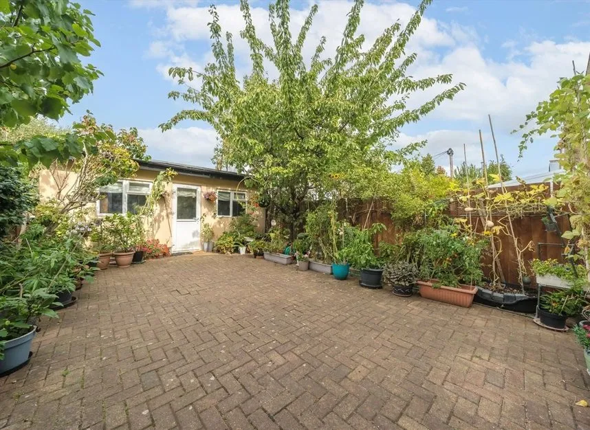 Nimrod Road, Furzedown, SW16, photo 5