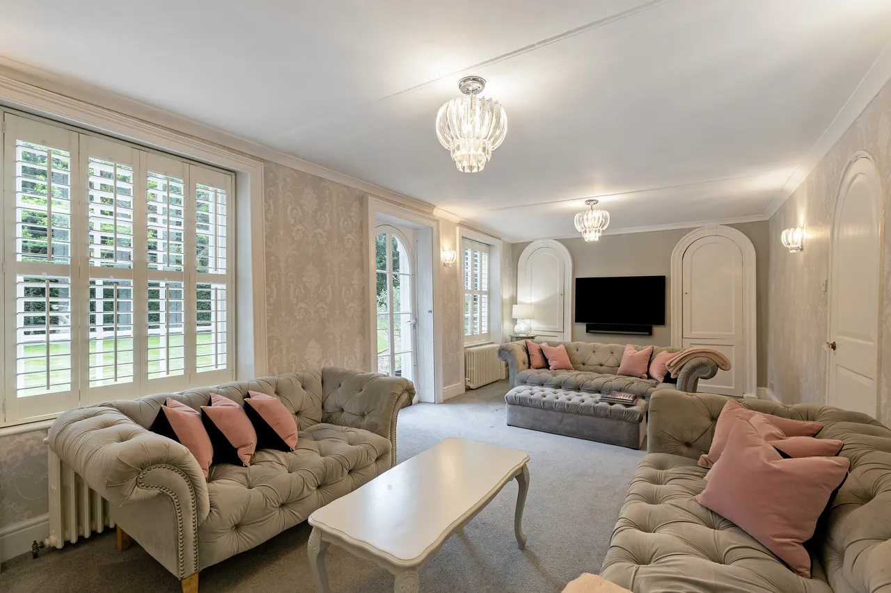 Lyne, Chertsey, KT16, photo 4