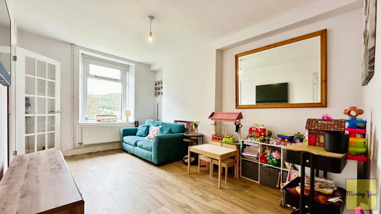 Dyffryn Road, Pontardawe, Swansea, photo 4