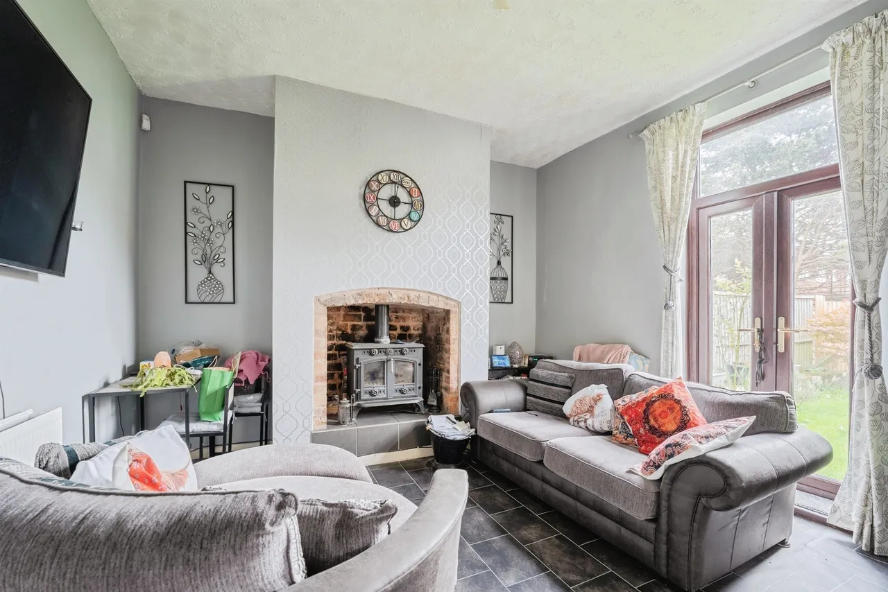 Victoria Road, Tranmere, CH42, photo 5