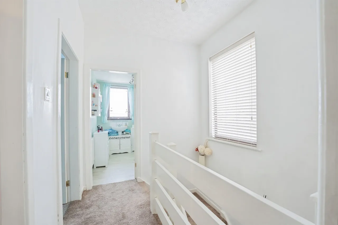 Victoria Road, Tranmere, CH42, photo 12