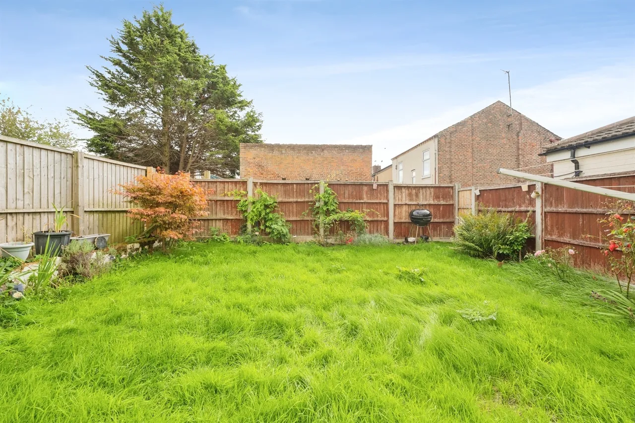 Victoria Road, Tranmere, CH42, photo 2