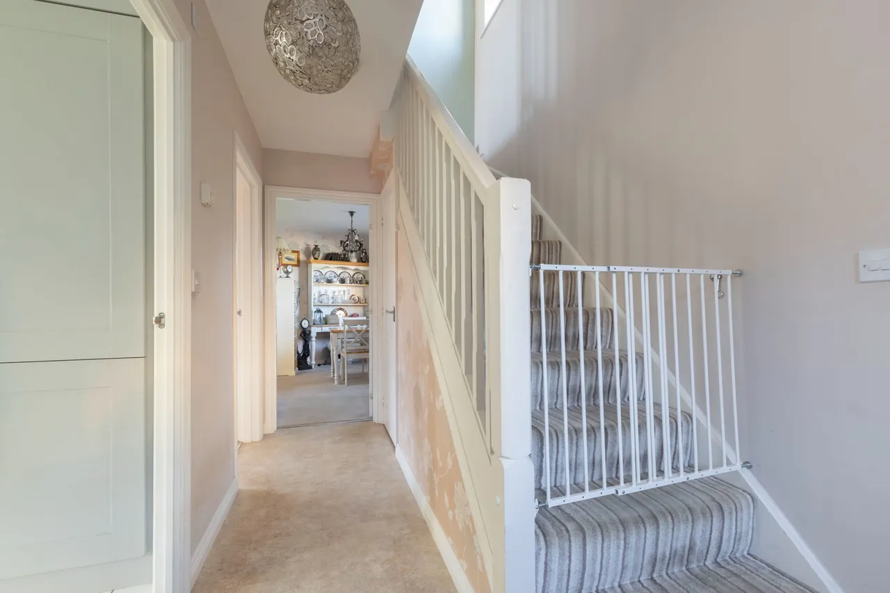 Desert Orchid Road, Prestbury, GL52, photo 9