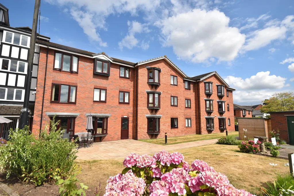 1 bed flat for sale, St. Johns Park, Whitchurch