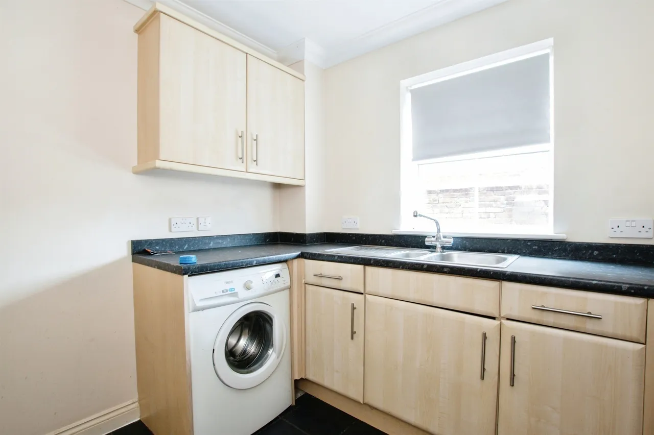 Wycliffe Road, Bournemouth, photo 5