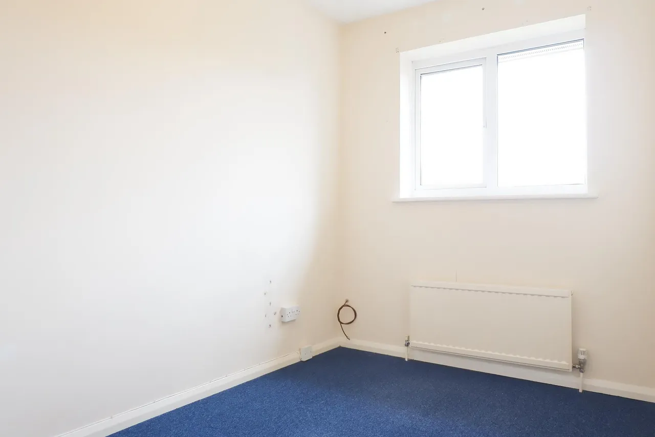 Tennyson Avenue, Houghton Regis, LU5, photo 9