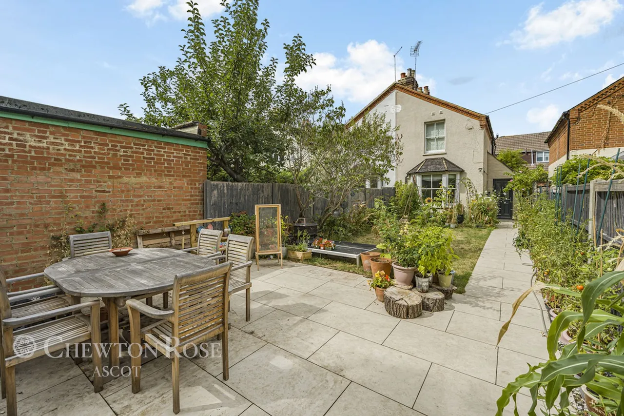 3 bed house for sale, Nursery Lane, Ascot