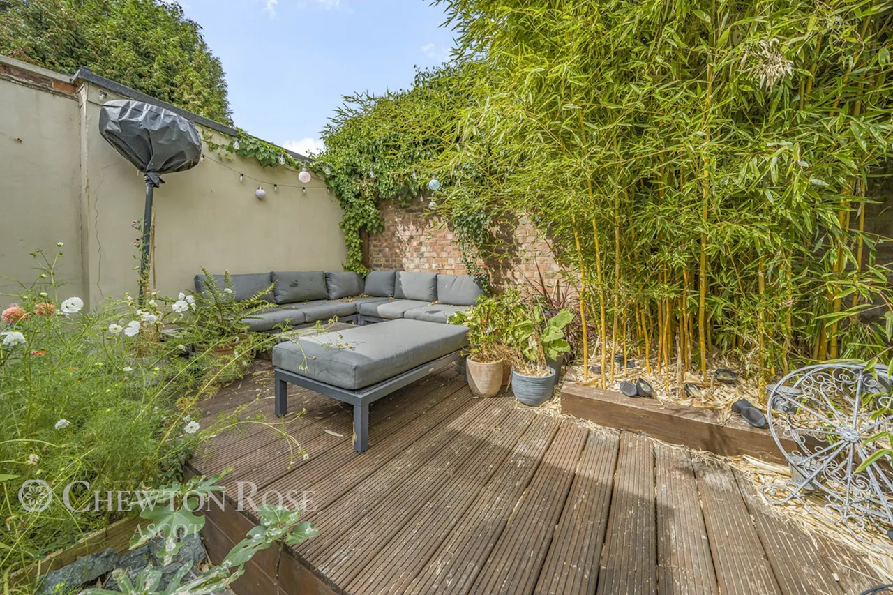 Nursery Lane, Ascot, photo 16