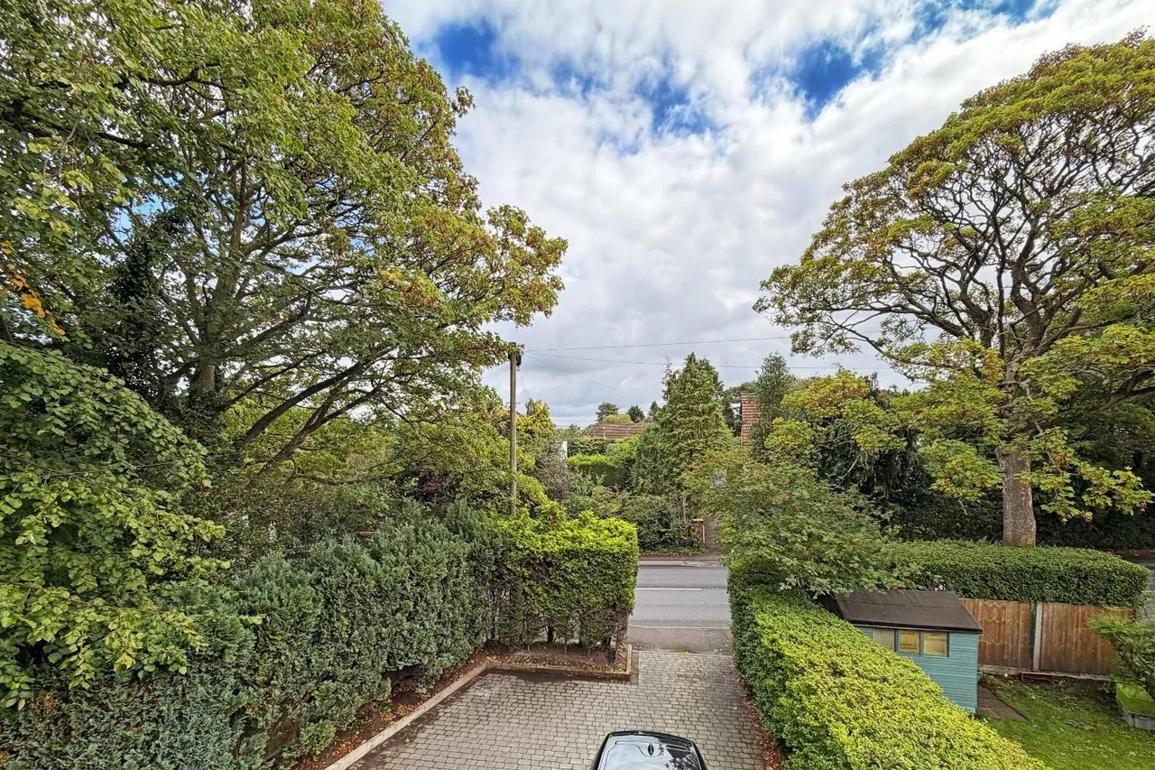 Thorley Lane, Timperley, WA15, photo 33