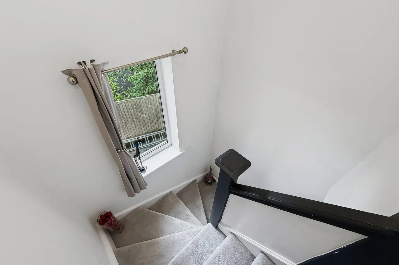 Thorley Lane, Timperley, WA15, photo 21