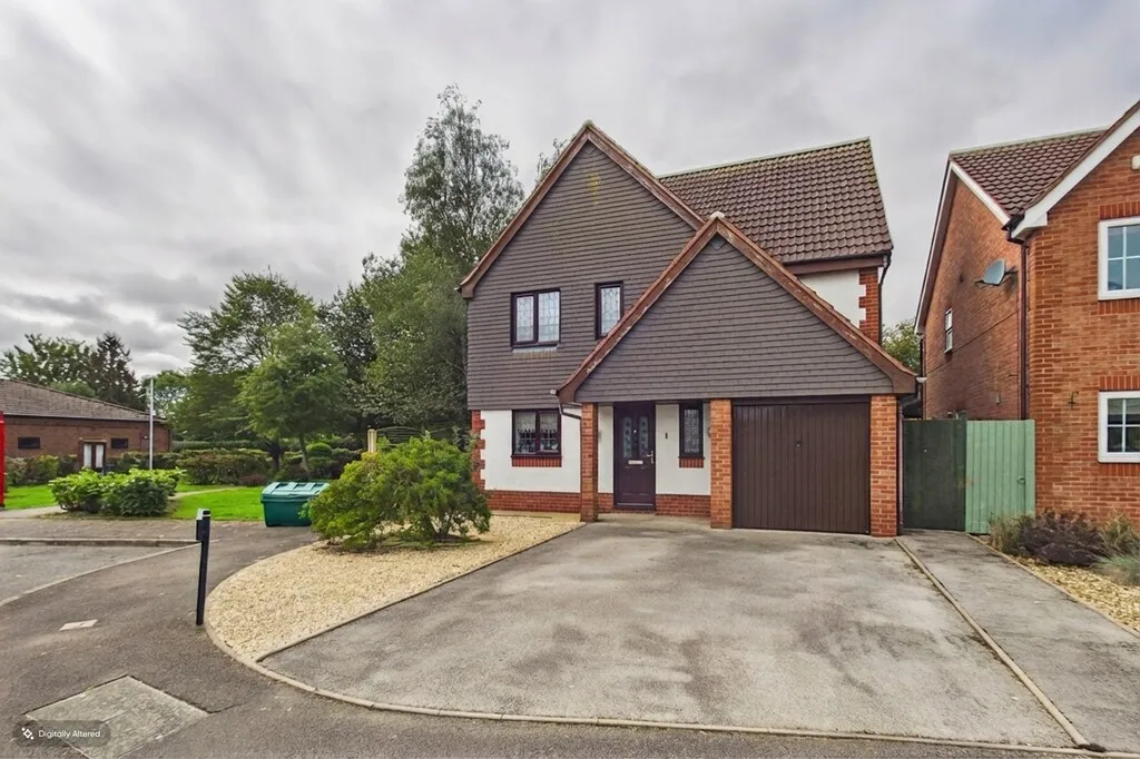 4 bed house for sale, Overcroft, Bramshall