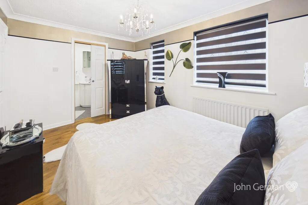 Overcroft, Bramshall, photo 15