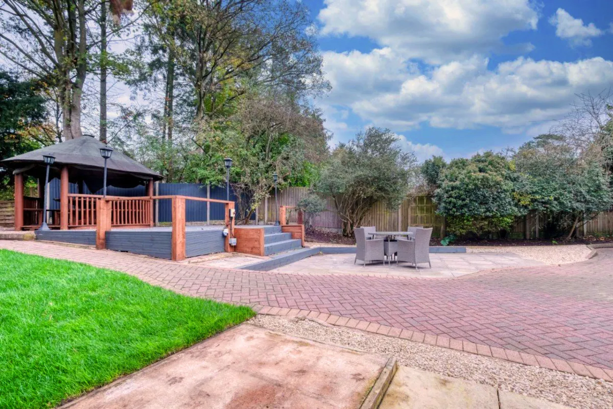 Old Birmingham Road, Marlbrook, B60, photo 2