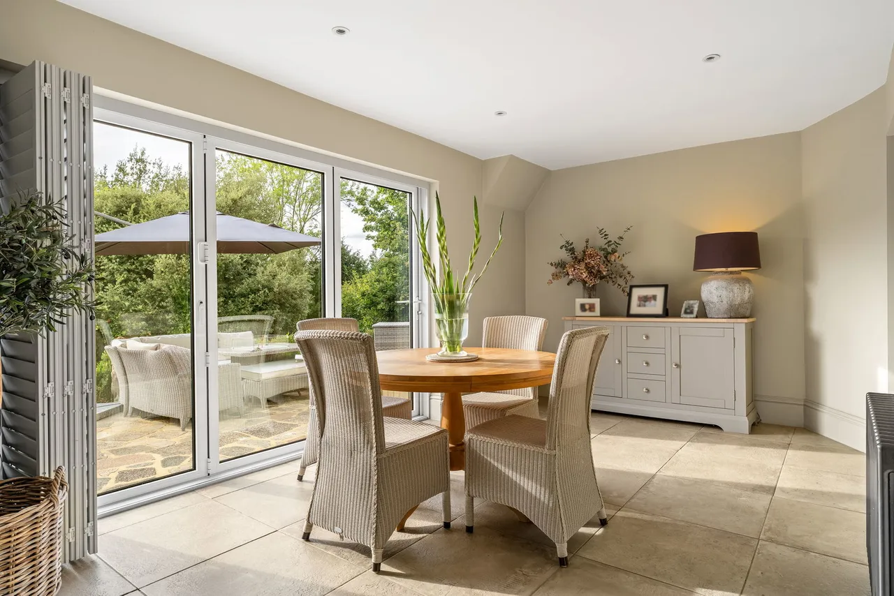 Hazelwood Lane, Chipstead, photo 8