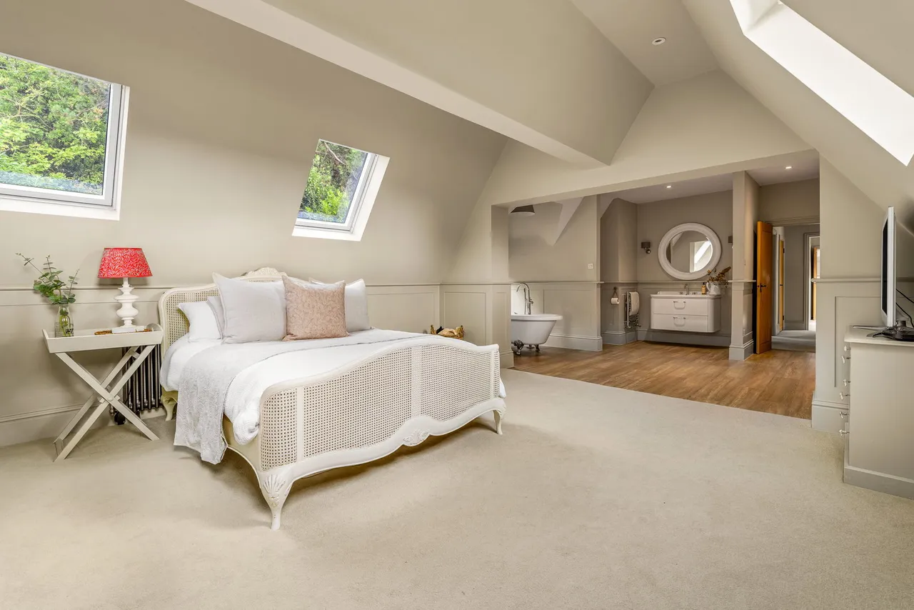 Hazelwood Lane, Chipstead, photo 12