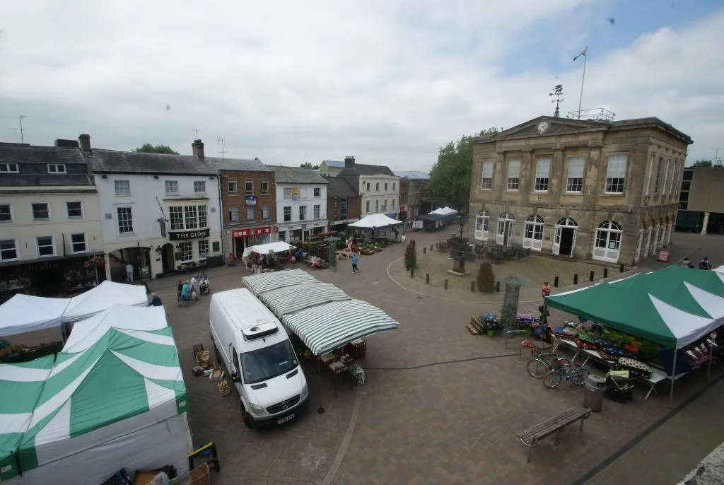 High Street, Andover, SP10, photo 9