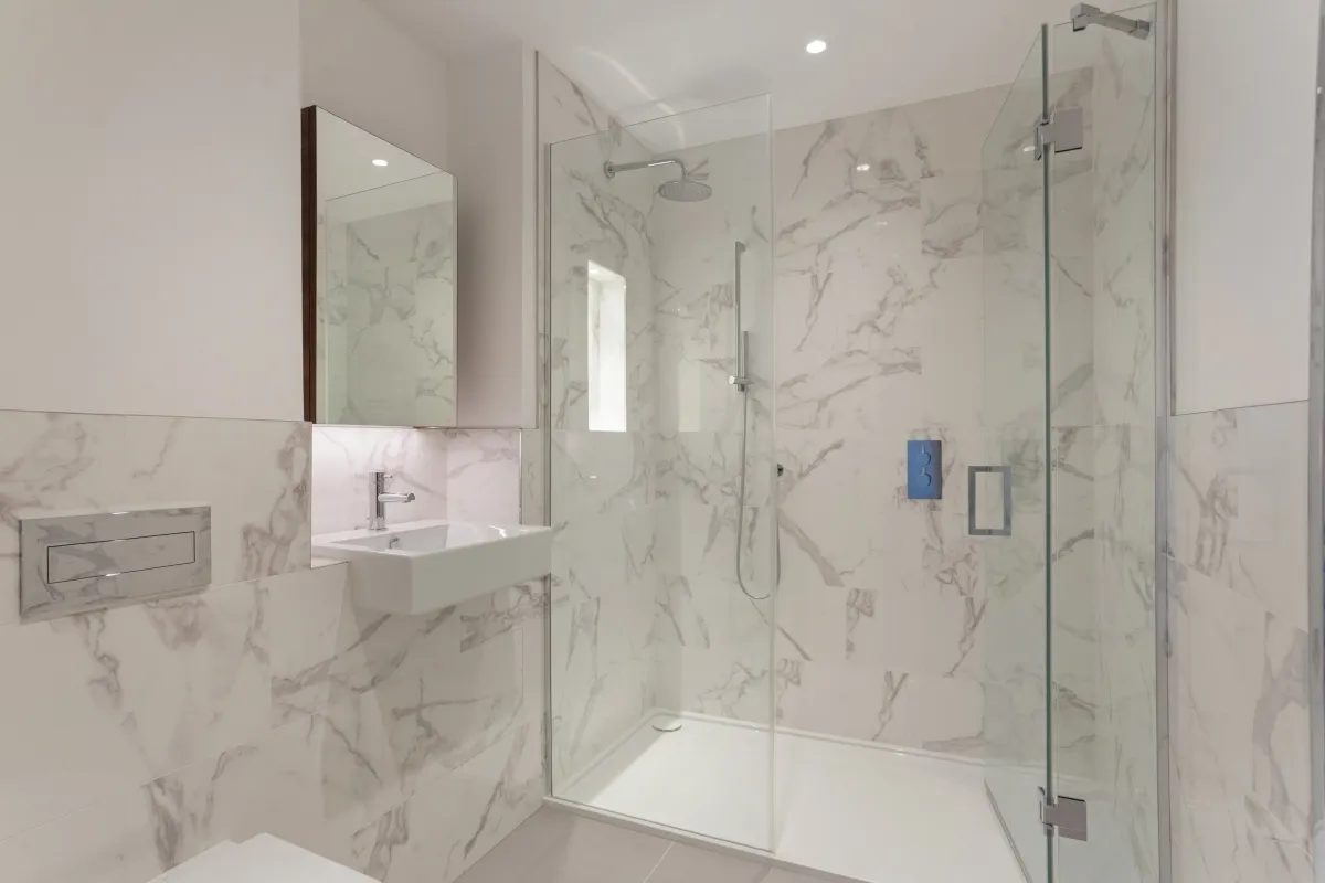 Pinewood Gardens, Teddington, TW11, photo 6