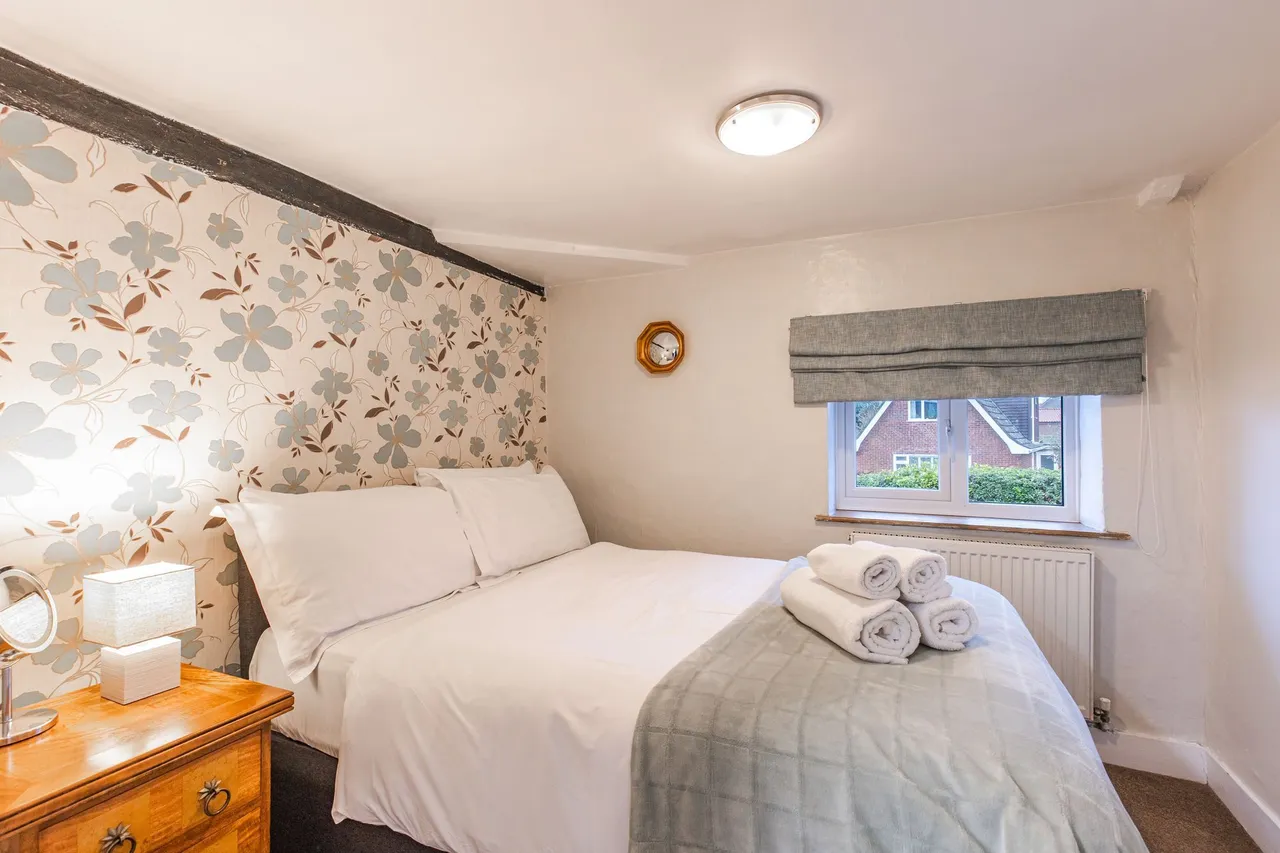 Characterful Cottage in the Heart of, photo 10