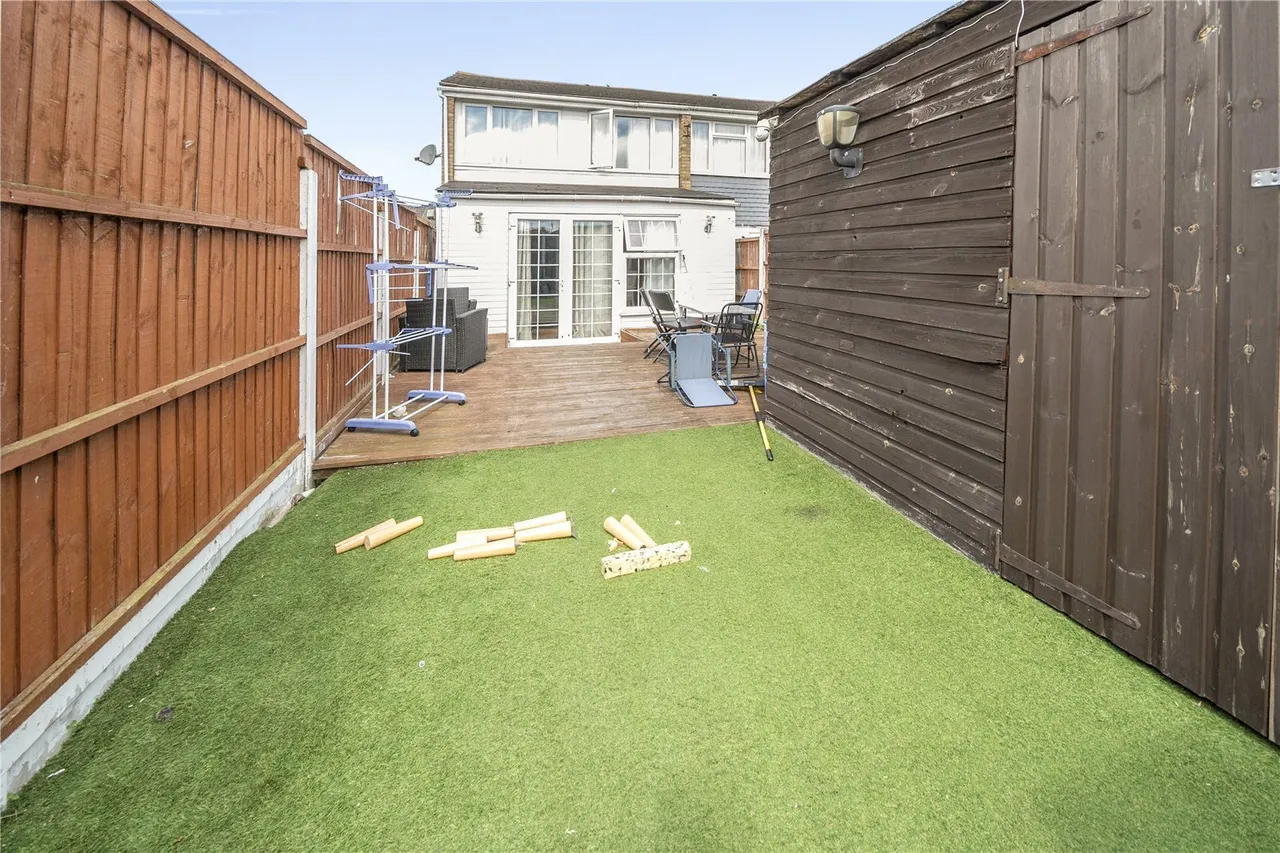Chatfield Way, Basildon, Essex, SS13, photo 14