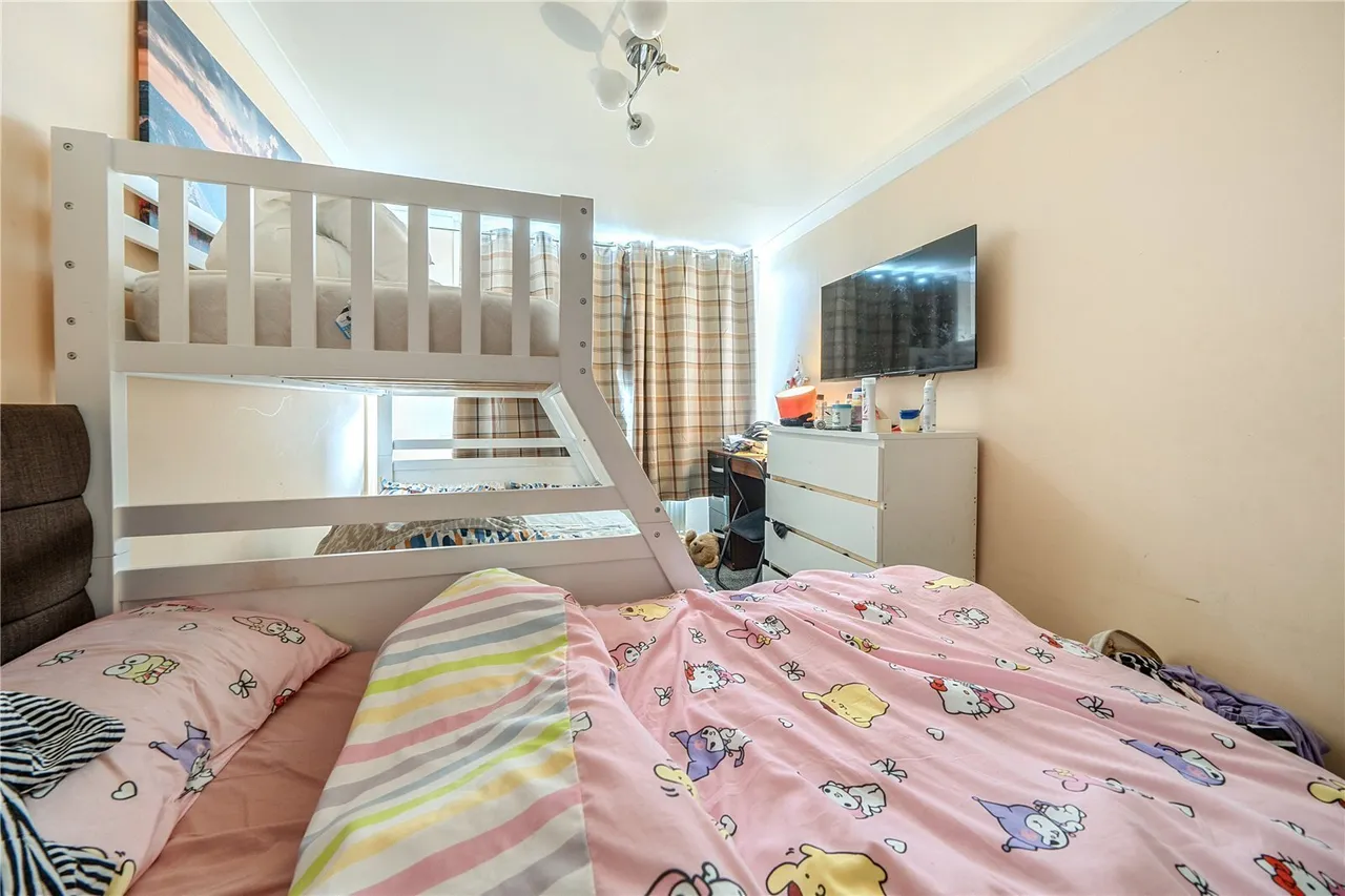 Chatfield Way, Basildon, Essex, SS13, photo 5