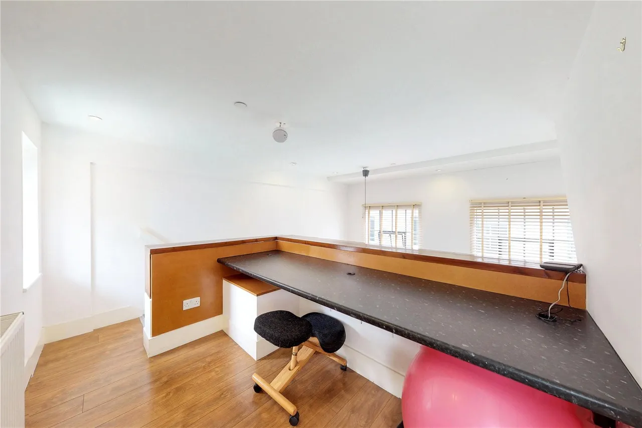 Atlas Mews, London, E8, photo 14