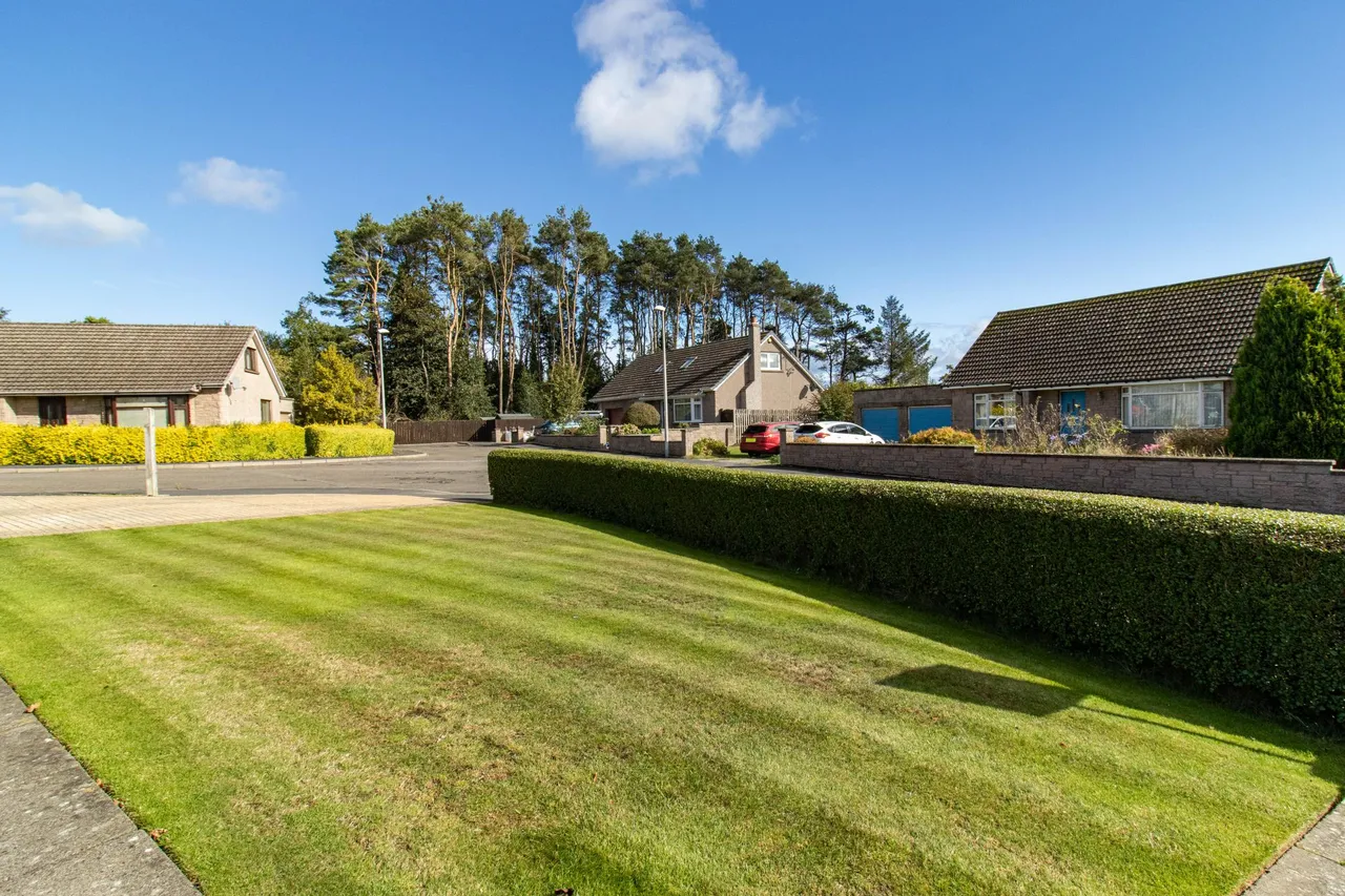 Scott Crescent, Montrose, DD10, photo 32