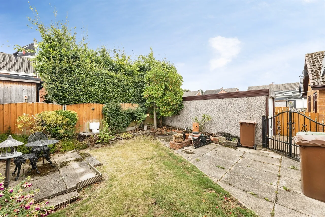 Bedford Close, Featherstone, Pontefract, photo 2