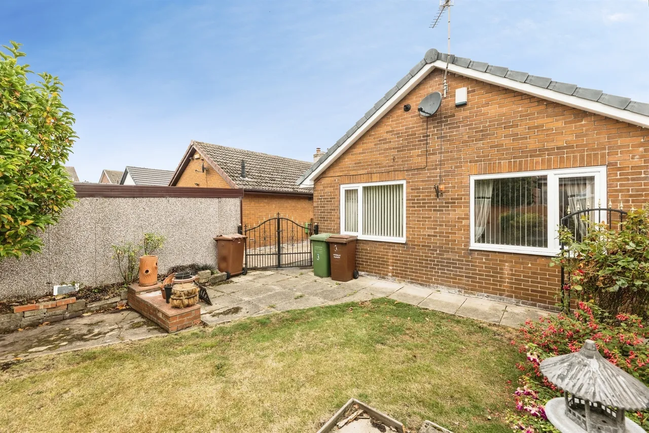 Bedford Close, Featherstone, Pontefract, photo 9