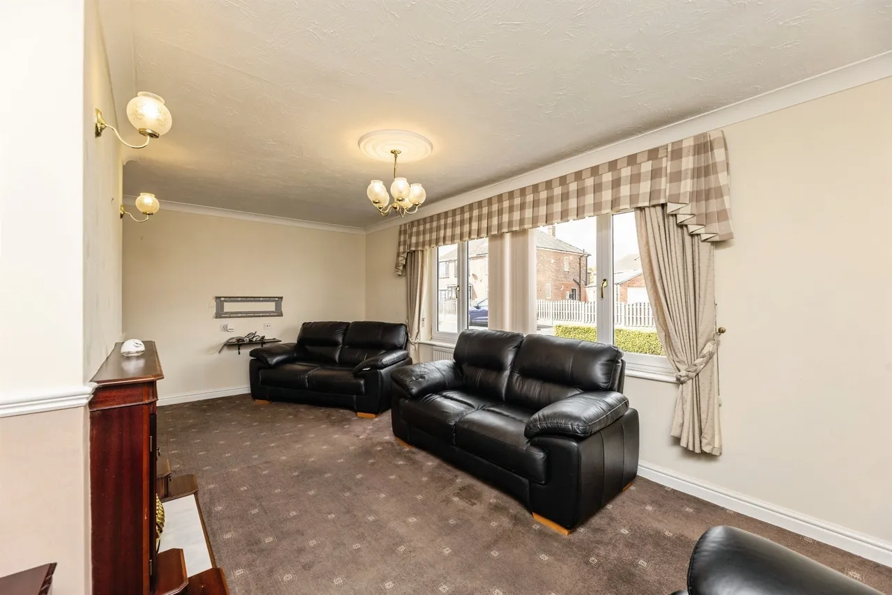 Bedford Close, Featherstone, Pontefract, photo 11