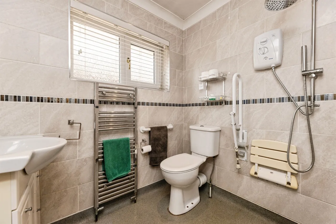Bedford Close, Featherstone, Pontefract, photo 5