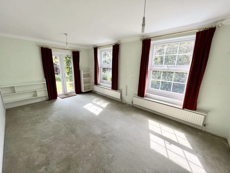 House Under Offer with 4 bedrooms in Old Harlow, CM17, photo 5